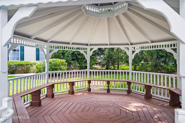 113 Persimmon Lane, Holmdel, NJ 07733