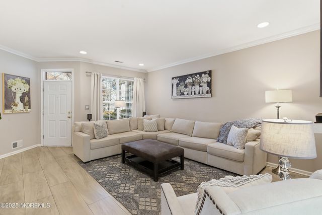 113 Persimmon Lane, Holmdel, NJ 07733