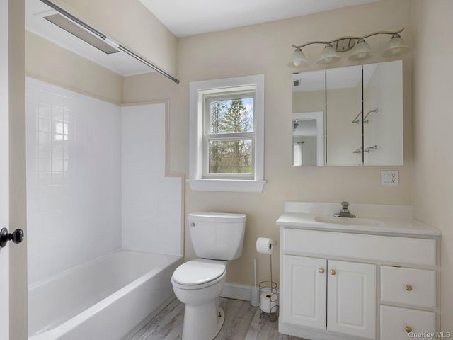 5 Shari, Marlboro, NY 12542