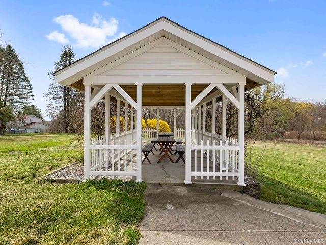 5 Shari, Marlboro, NY 12542