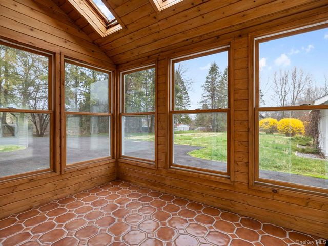 5 Shari, Marlboro, NY 12542