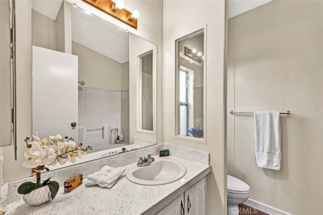 16600 Downey Avenue 60, Paramount, CA 90723