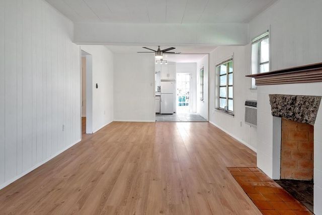 713 10th Avenue N, Lake Worth Beach, FL 33460