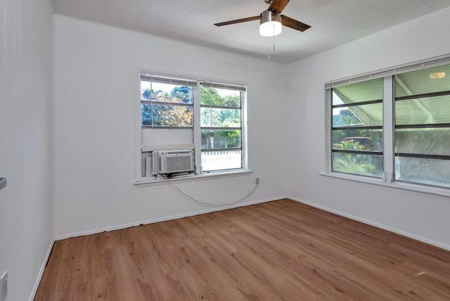 713 10th Avenue N, Lake Worth Beach, FL 33460