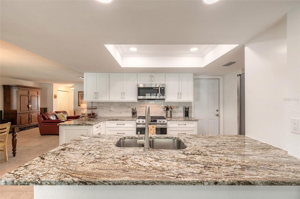 Image 21 of property listing at 977 SAND CREST DRIVE, Port Orange, FL 32127