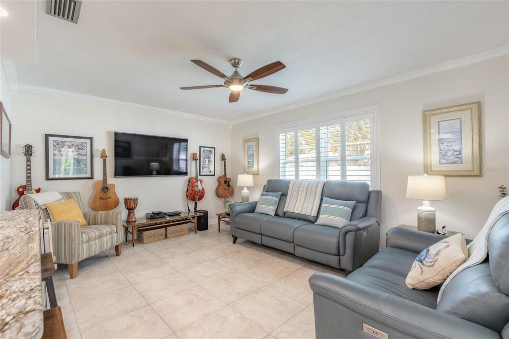 Image 23 of property listing at 977 SAND CREST DRIVE, Port Orange, FL 32127