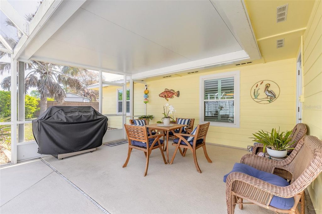 Image 33 of property listing at 977 SAND CREST DRIVE, Port Orange, FL 32127