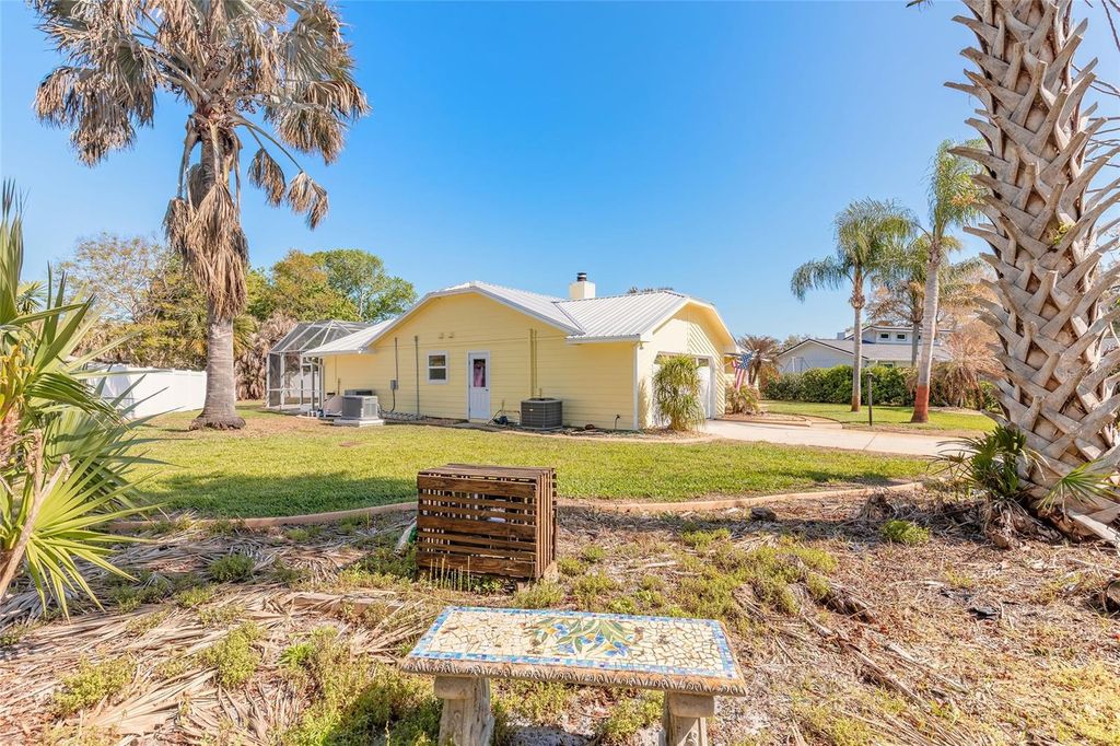 Image 38 of property listing at 977 SAND CREST DRIVE, Port Orange, FL 32127