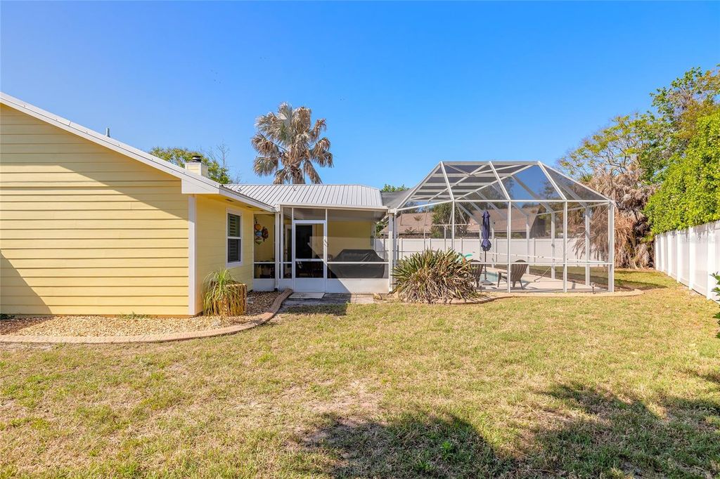 Image 43 of property listing at 977 SAND CREST DRIVE, Port Orange, FL 32127