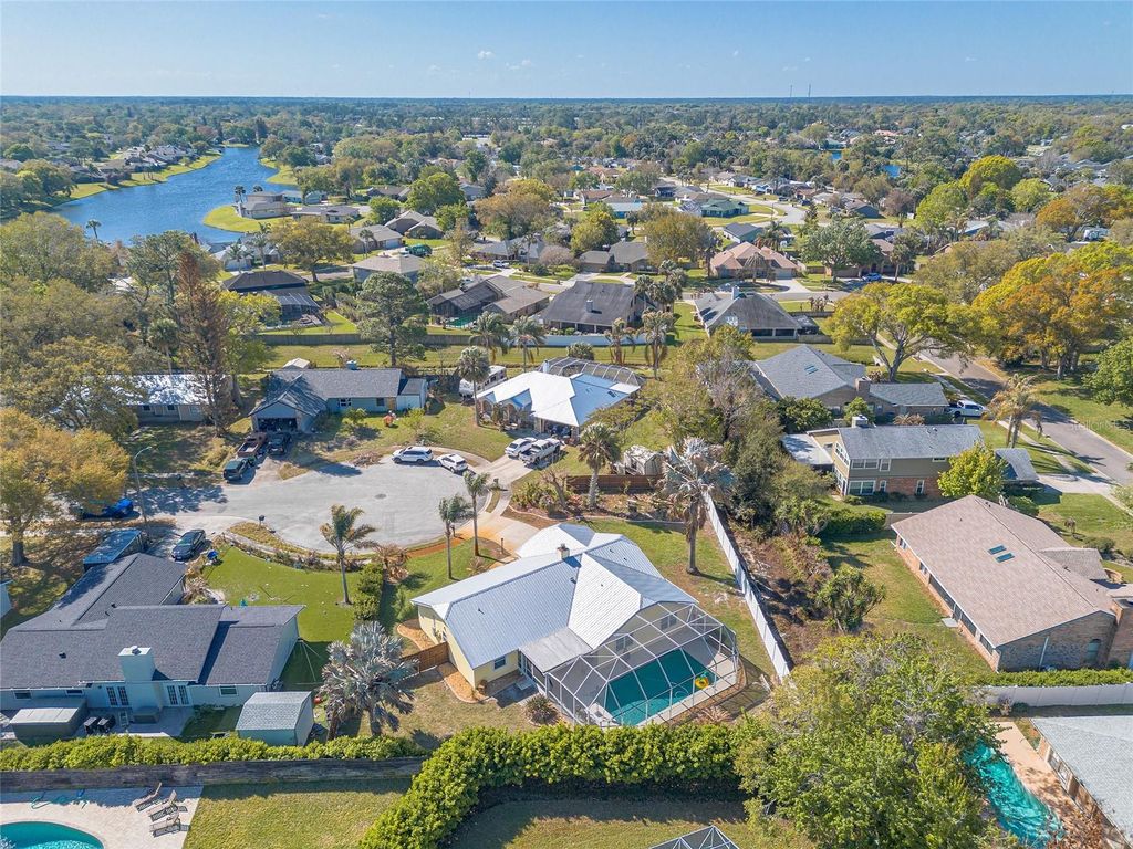 Image 49 of property listing at 977 SAND CREST DRIVE, Port Orange, FL 32127