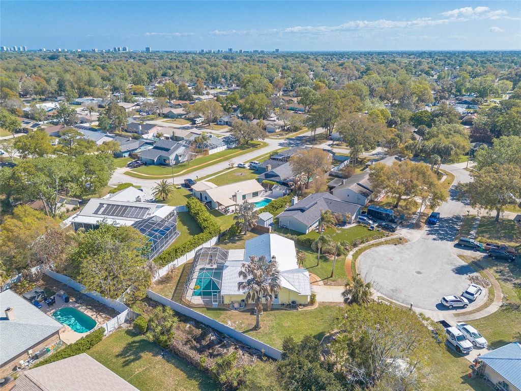 Image 52 of property listing at 977 SAND CREST DRIVE, Port Orange, FL 32127