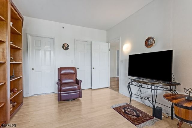 616 S Orange Ave, 4D D, Maplewood Twp., NJ 07040