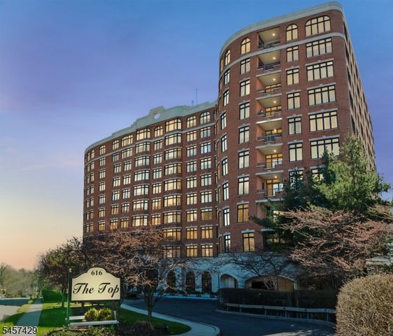 616 S Orange Ave, 4D D, Maplewood Twp., NJ 07040