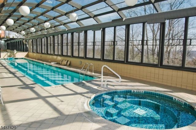 616 S Orange Ave, 4D D, Maplewood Twp., NJ 07040