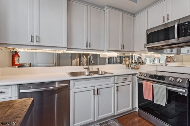 616 S Orange Ave, 4D D, Maplewood Twp., NJ 07040