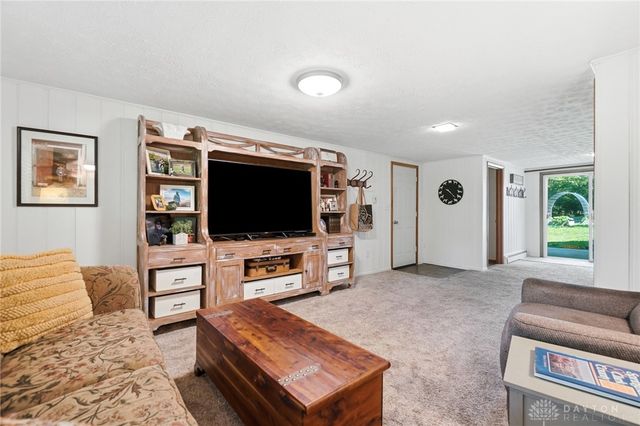 1918 Devon Drive, Moorefield Twp, OH 45503