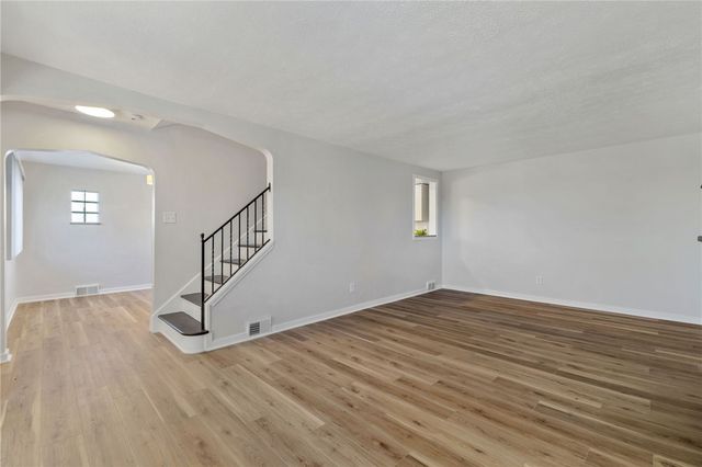 973 Agnew Rd, Baldwin Boro, PA 15227