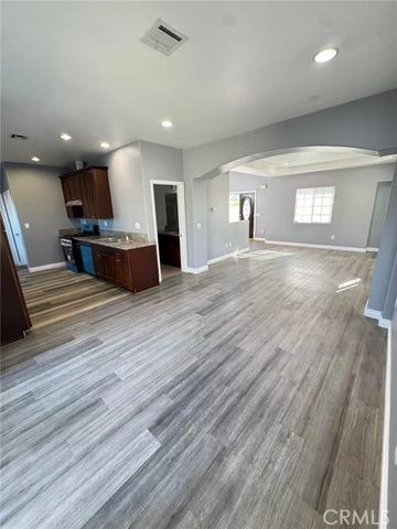 1433 S Gibbs, Pomona, CA 91766