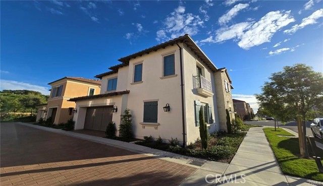 145 Winnett, Irvine, CA 92602