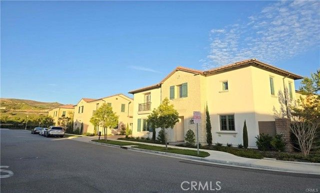 145 Winnett, Irvine, CA 92602