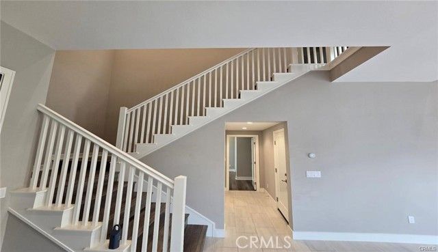 145 Winnett, Irvine, CA 92602