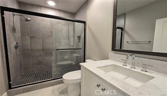 145 Winnett, Irvine, CA 92602