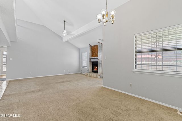 10976 Ernie Banks Drive, El Paso, TX 79934