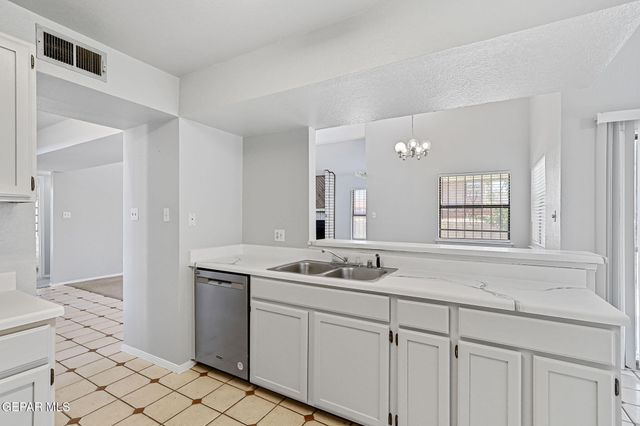 10976 Ernie Banks Drive, El Paso, TX 79934