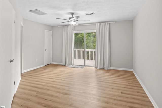 114 Brookview Circle, Greenville, SC 29605