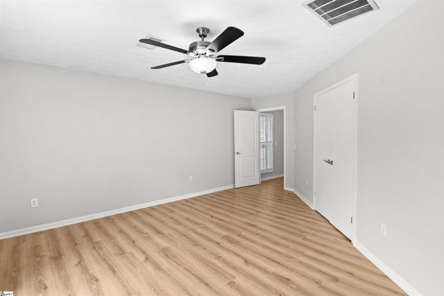 114 Brookview Circle, Greenville, SC 29605