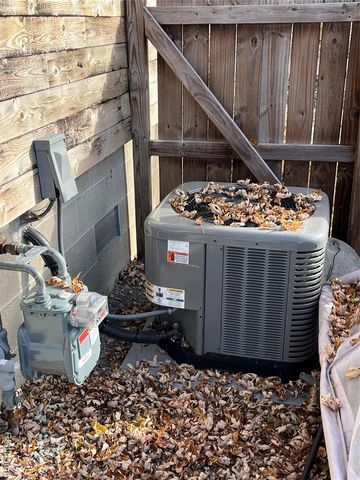 35754 Erie Drive, Brownstown, MI 48173