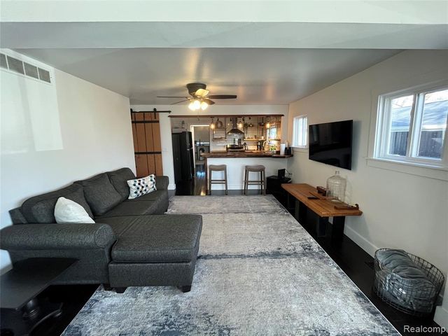 35754 Erie Drive, Brownstown, MI 48173