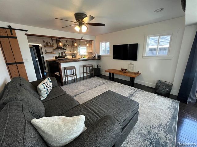 35754 Erie Drive, Brownstown, MI 48173