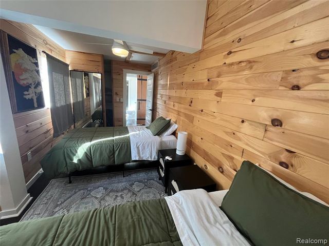 35754 Erie Drive, Brownstown, MI 48173