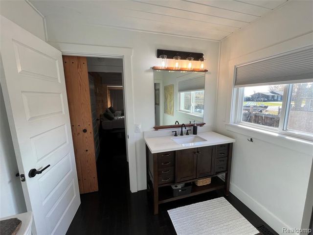 35754 Erie Drive, Brownstown, MI 48173