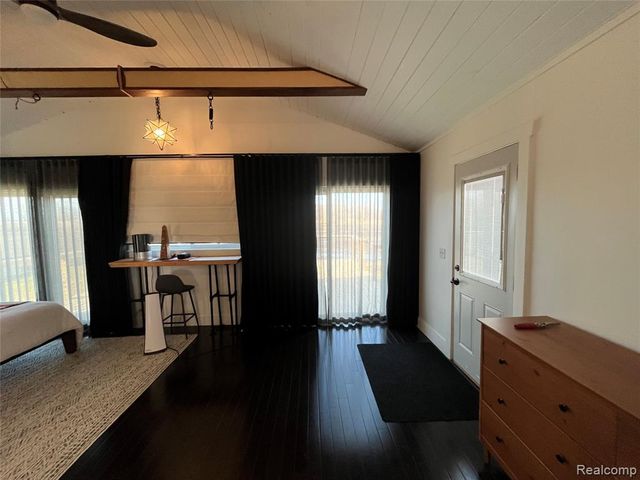 35754 Erie Drive, Brownstown, MI 48173