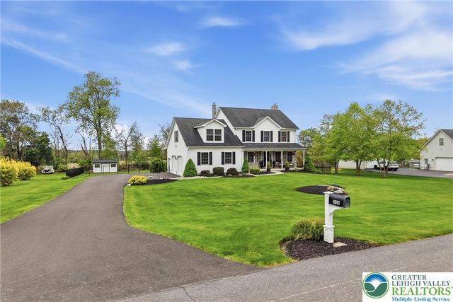 206 Cherry Court, Bushkill Twp, PA 18064
