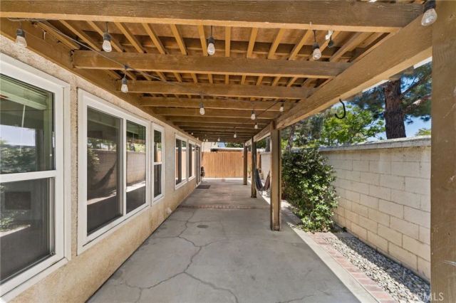 13707 Sunrise Street, Fontana, CA 92336