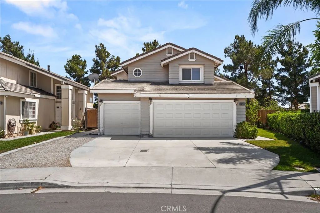 13707 Sunrise Street, Fontana, CA 92336