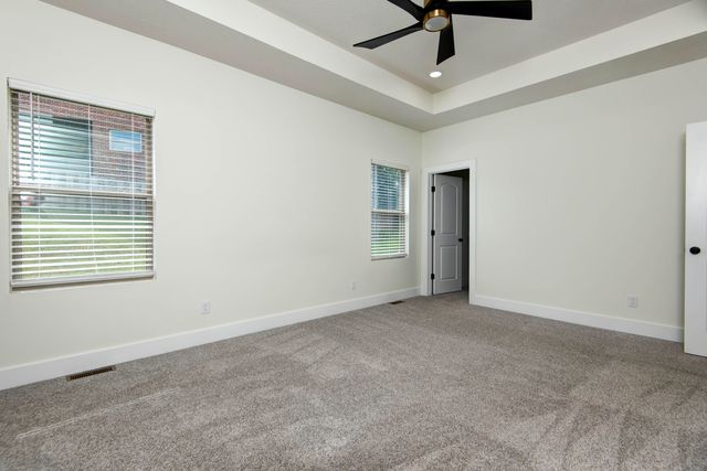 1539 W Gaslight Drive, Springfield, MO 65810