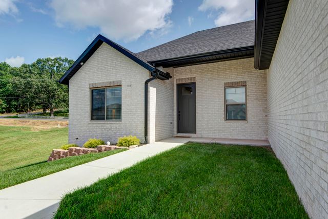 1539 W Gaslight Drive, Springfield, MO 65810