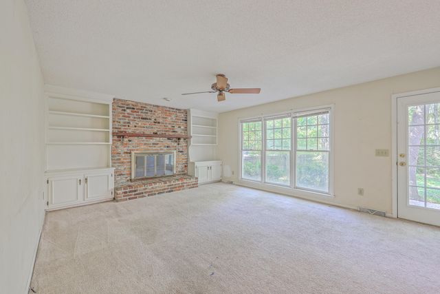 109 Squire Court, Summerville, SC 29485