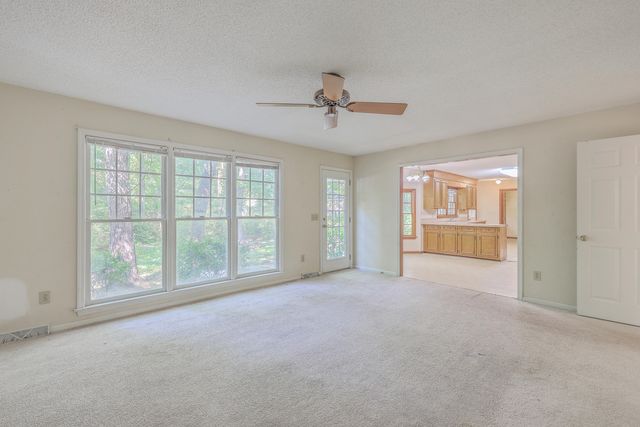 109 Squire Court, Summerville, SC 29485