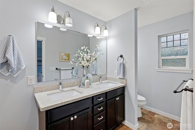 2370 Martin Avenue E, Port Orchard, WA 98366