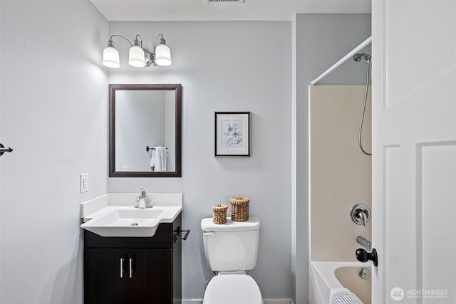 2370 Martin Avenue E, Port Orchard, WA 98366