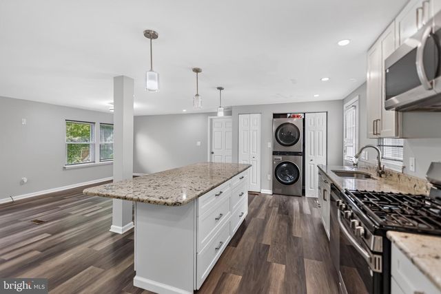 357 MIDLAND AVE, Reading, PA 19606