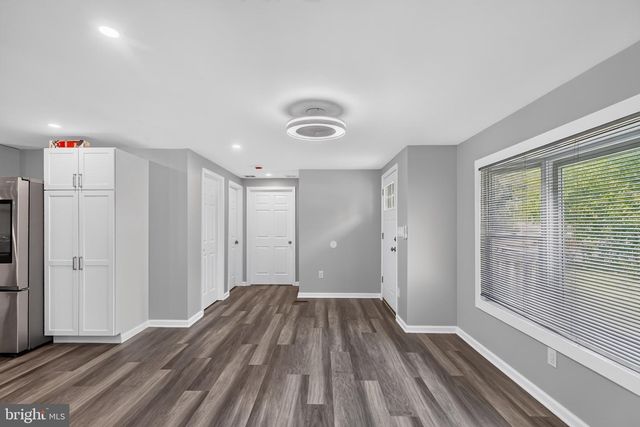 357 MIDLAND AVE, Reading, PA 19606