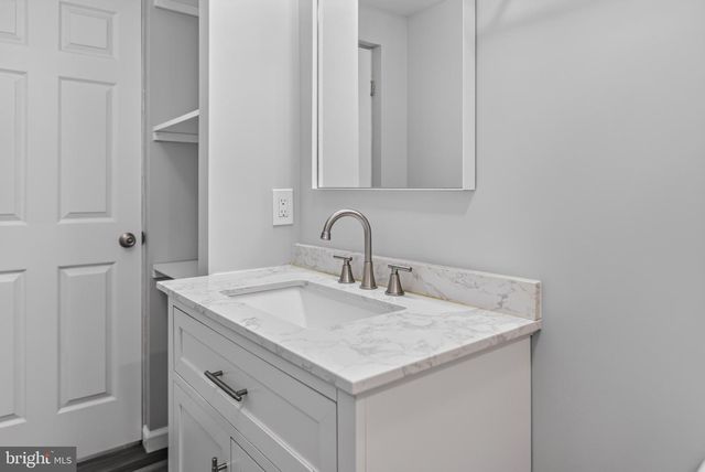 357 MIDLAND AVE, Reading, PA 19606