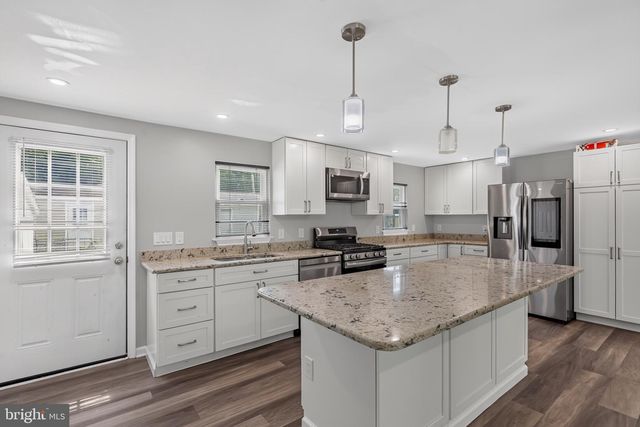 357 MIDLAND AVE, Reading, PA 19606