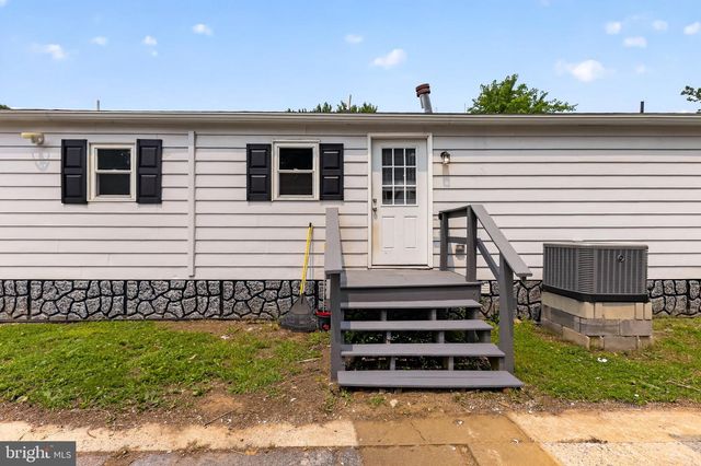 357 MIDLAND AVE, Reading, PA 19606